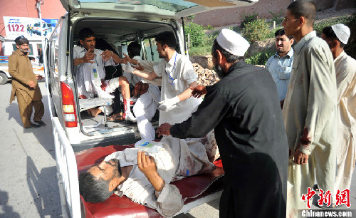巴基斯坦边防军遭自杀式袭击 已致70死