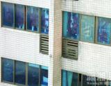 男子深夜从11楼坠楼身亡 窗户下悬挂长绳子